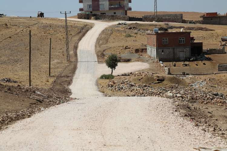 Düzova Mahallesi'nde Yol Çalışması Sona Erdi 